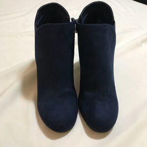 Dark blue ankle booties